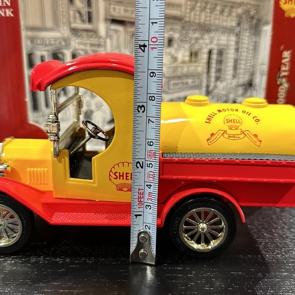 Shell Motor Oil Co. Vintage 1912 Ford Car Coin Bank - Picture 11 of 12